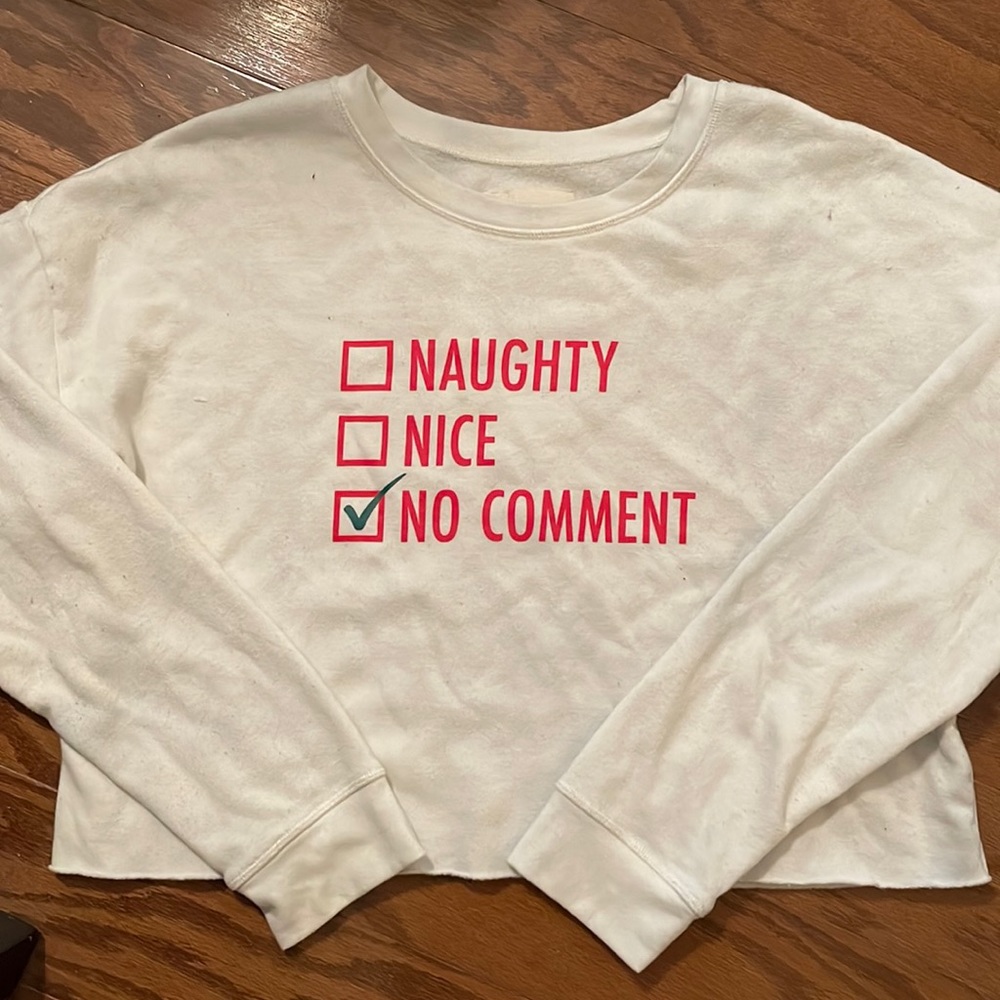 Aeropostale cropped Christmas shirt. Size Large.